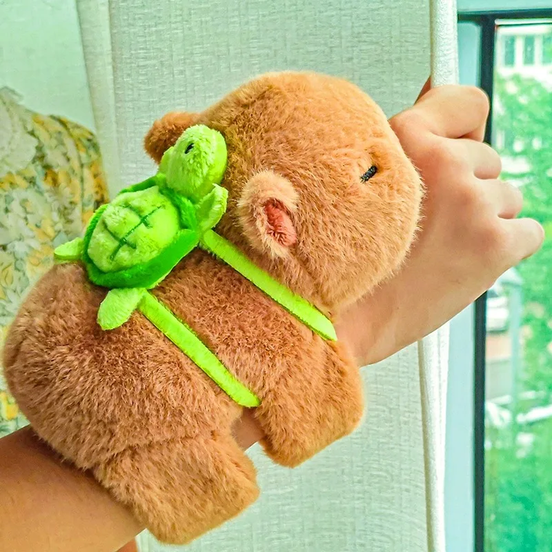 Grüner kleiner Schildkröten-Rucksack für Kapibala-Rückendekorationen, niedlicher Plüsch-Rucksack mit kleinen Schildkröten, Puppen-Dekorationstasche