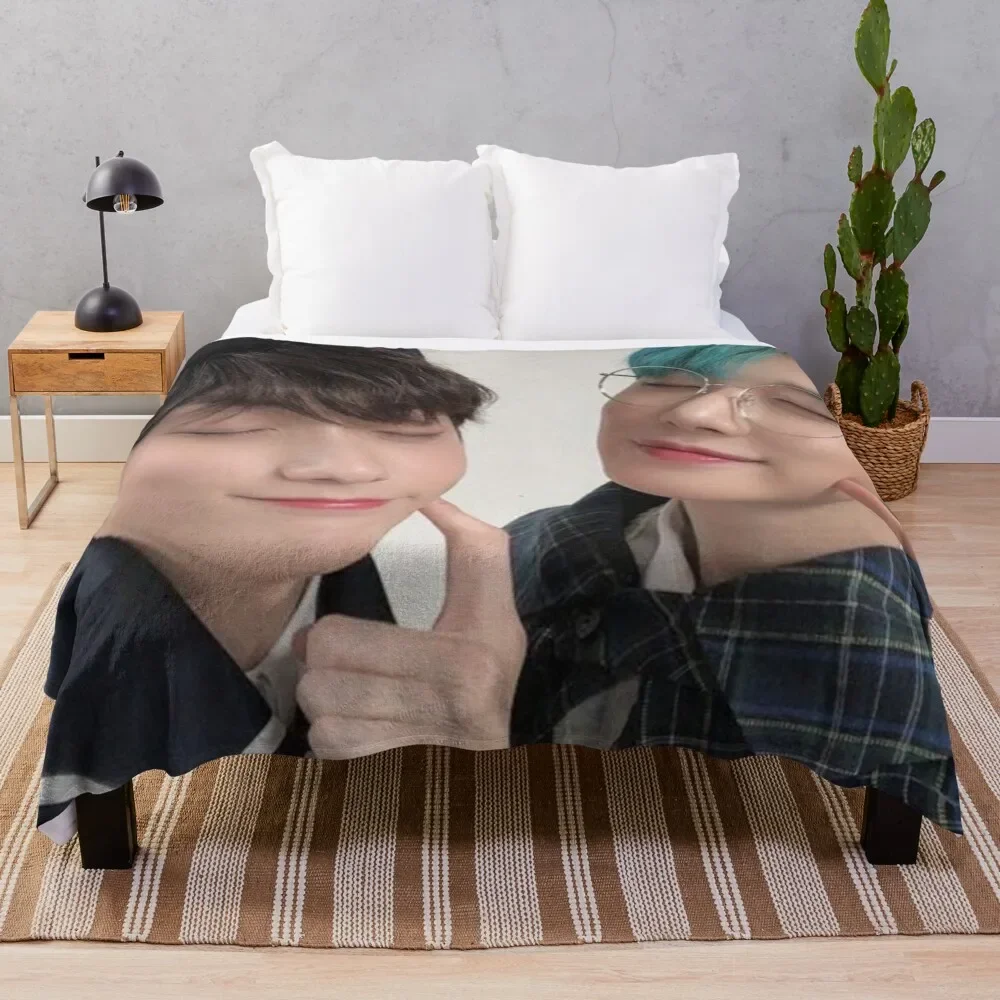 

TXT Soobin & Yeonjun Throw Blanket heavy to sleep Furry Travel Custom Blankets