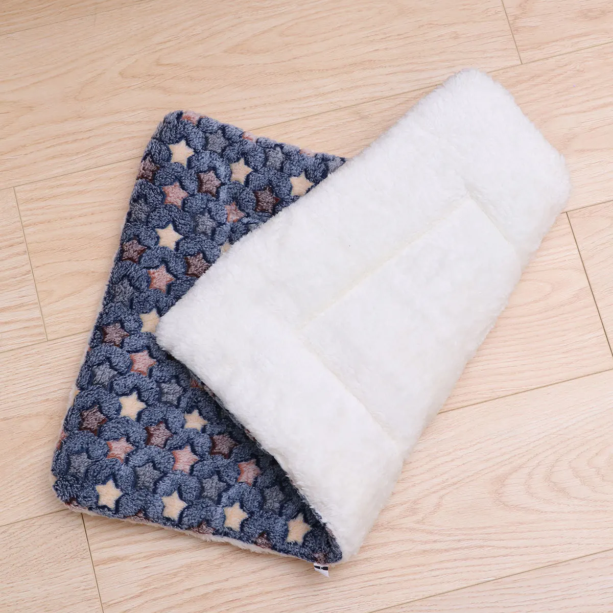 

Pet Blanket Star Comfortable Dog Cat Cushion Soft Warm Travel Sleeping Resting 51x34cm Cozy Cushion Mat Pet Blanket