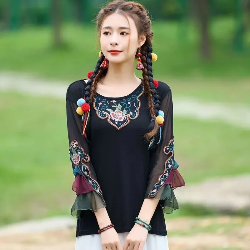 T-shirt Embroidered Summer Round Neck Bell Sleeves Mesh Splicing Bottoming Shirt for Women with Temperament