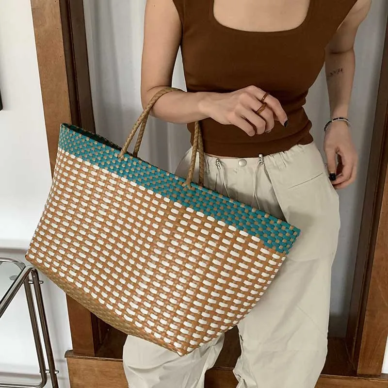 

Hylhexyr Woman Woven Beach Bag Color Block Large Capacity Vegetable Basket Tote Bags Hand Woven Handbag