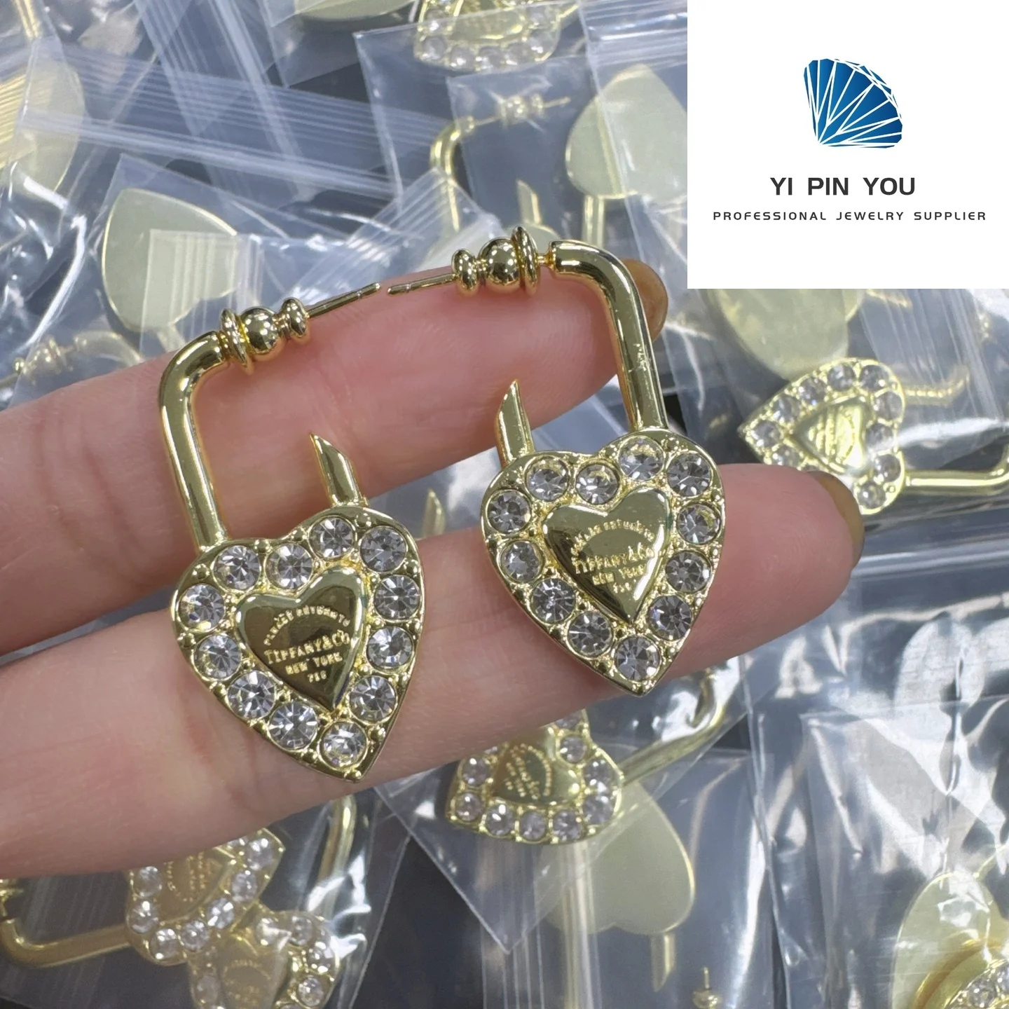 

Высококачественные изысканные, элегантные, модные и авангардные серьги с цирконом S925 — подарок на годовщину