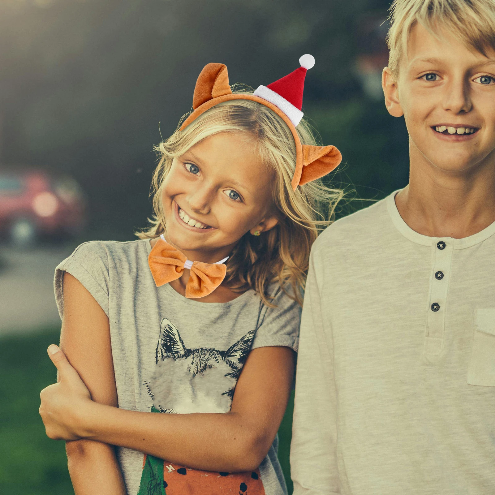 

CAXUSD Christmas Cat Hairband with Raccoon Ears Jingle Bell Tail Brown Face Pendant Headband for Holiday Party Accessory