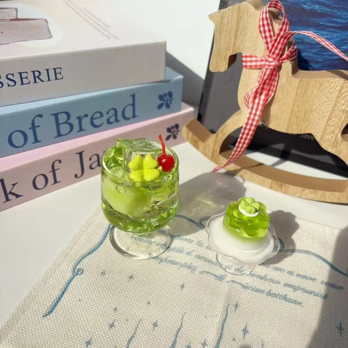 Melon Soda Mini Figurine Tiny Miniature Prop, Desktop Decoration Japanese Showa-style Four-leaf Clover Little Pudding Ornament