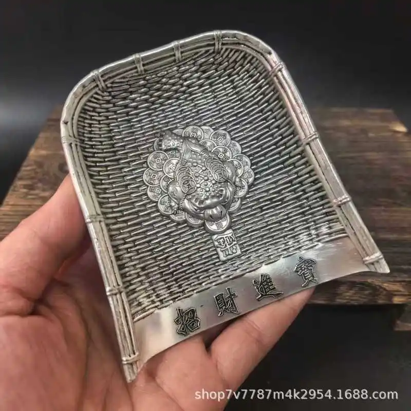 Antique-style brass craft, silver-plated, small dustpan for attracting wealth and treasures, home decoration ornament