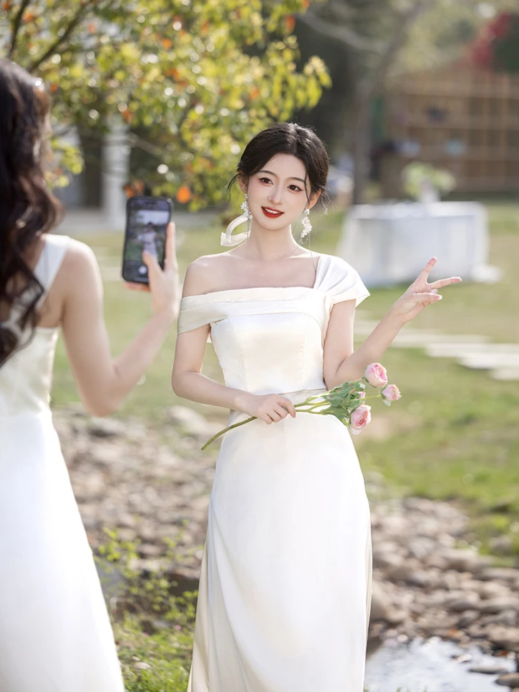 Brautjungfernkleid, Champagner-Satin, Schwester Dr. 2025, neues koreanisches Sle-Hochzeits-Outfit für beste Freundin, wunderschöne übliche Kleidung