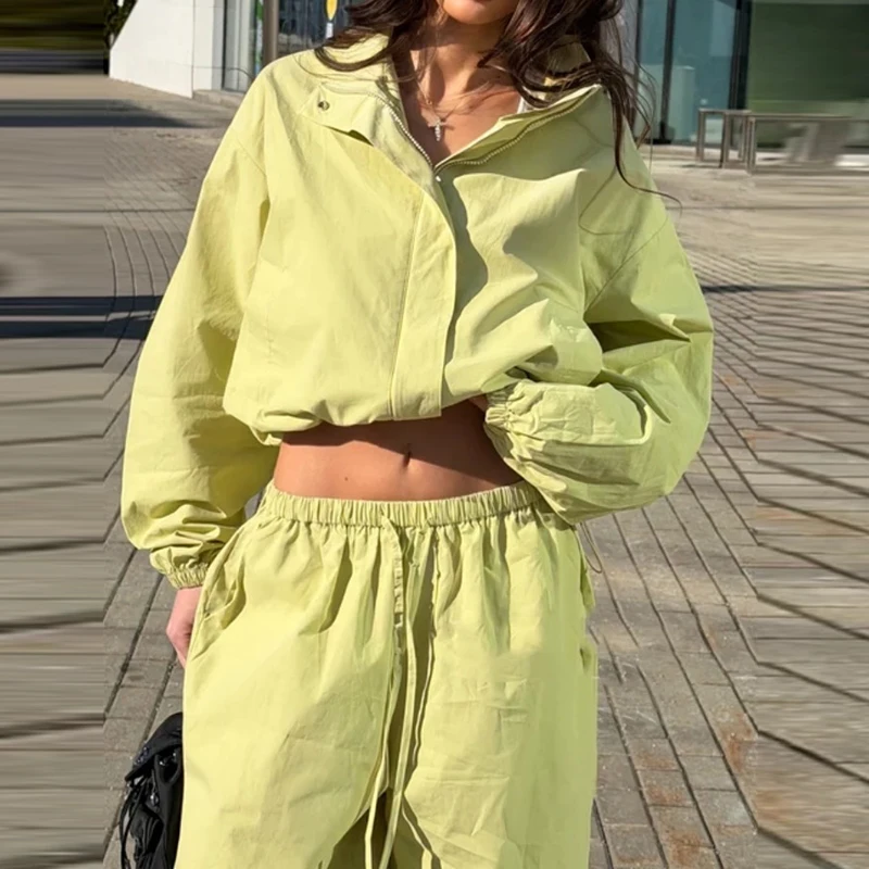 Casual Sporty Outfit Women Solid 2 Piece Co ord Set Retro Stand Collar Zip Cropped Jacket Elastic Waist Wide Leg Pants Tracksuit