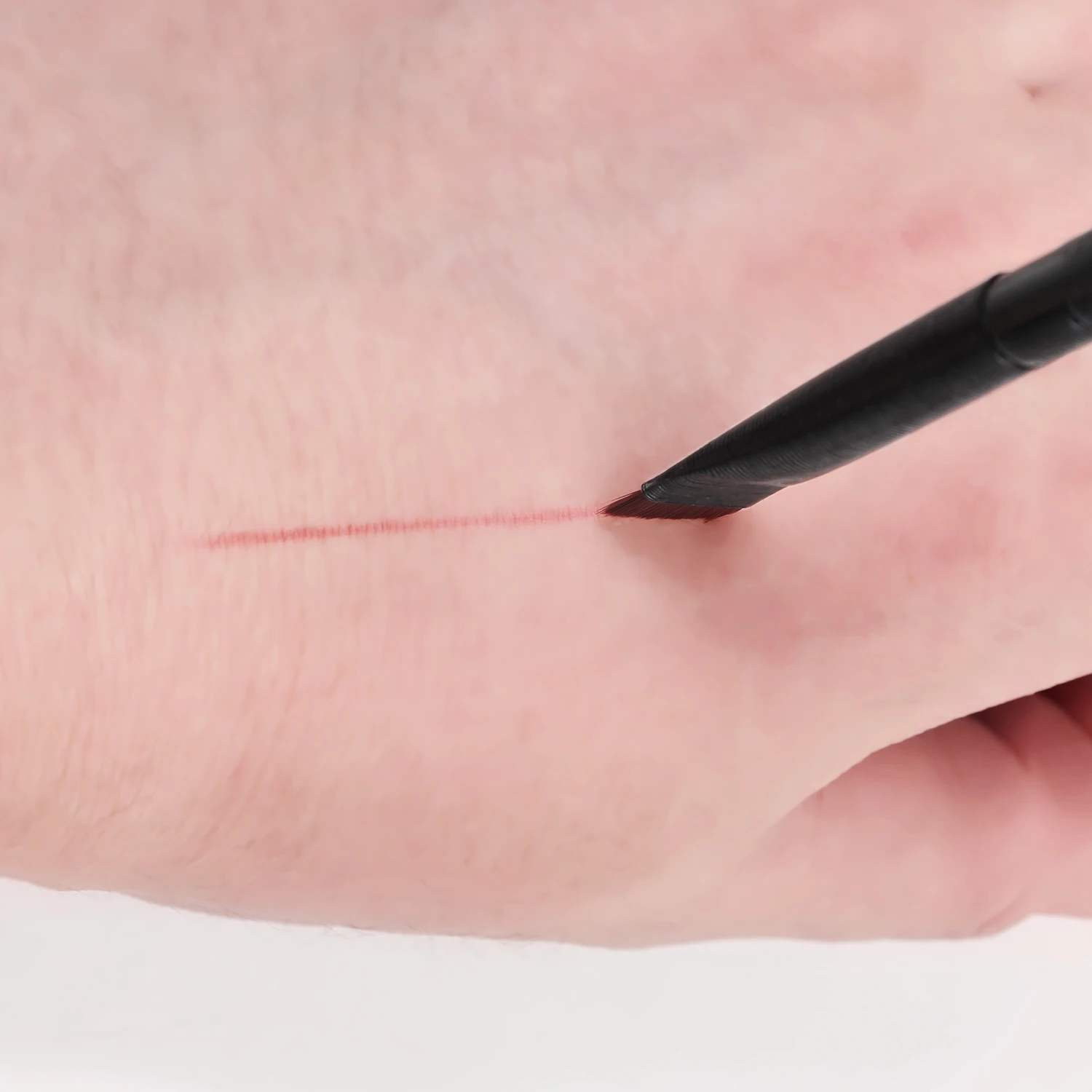 Zestaw pędzli do makijażu 2 szt., pędzel do eyelinera z ostrzem, precyzyjny pędzel do brwi z ukośną główką, pędzel do konturowania ust, ultracienki pędzel do cieni do powiek.