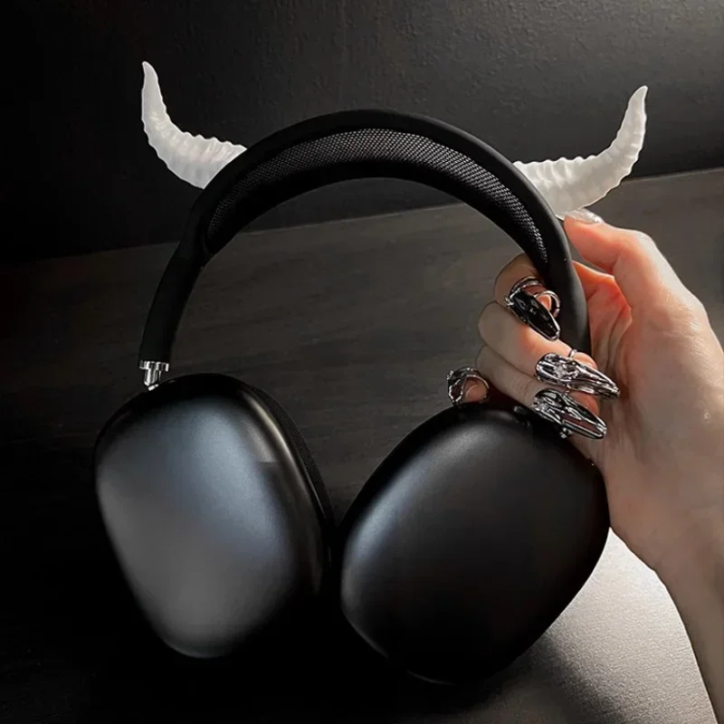 【Y2K】The eon Air pods ヘッドホンアクセサリー Apple AirPods Max カバー アクセサリー y2k ヘッドフォンの通販 by あ