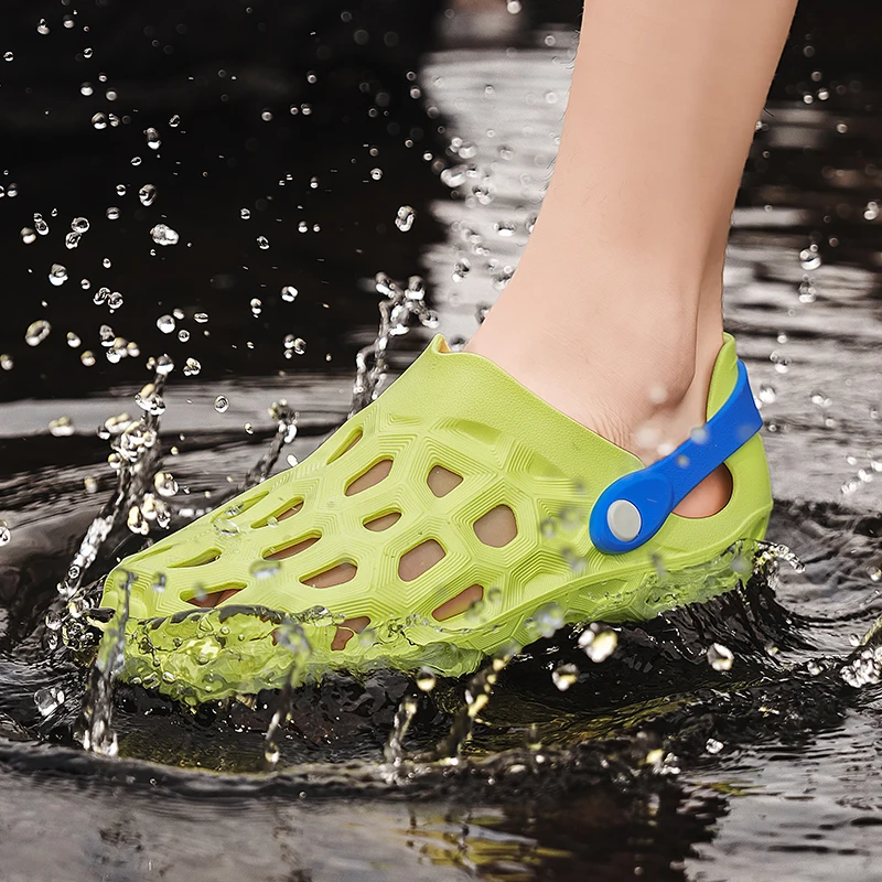 

Summer Men Sandals EVA Material Men's Casual Shoes Hole Shoes Home Garden Shoes Male Outdoor Beach Flat Slippers Size 40-45