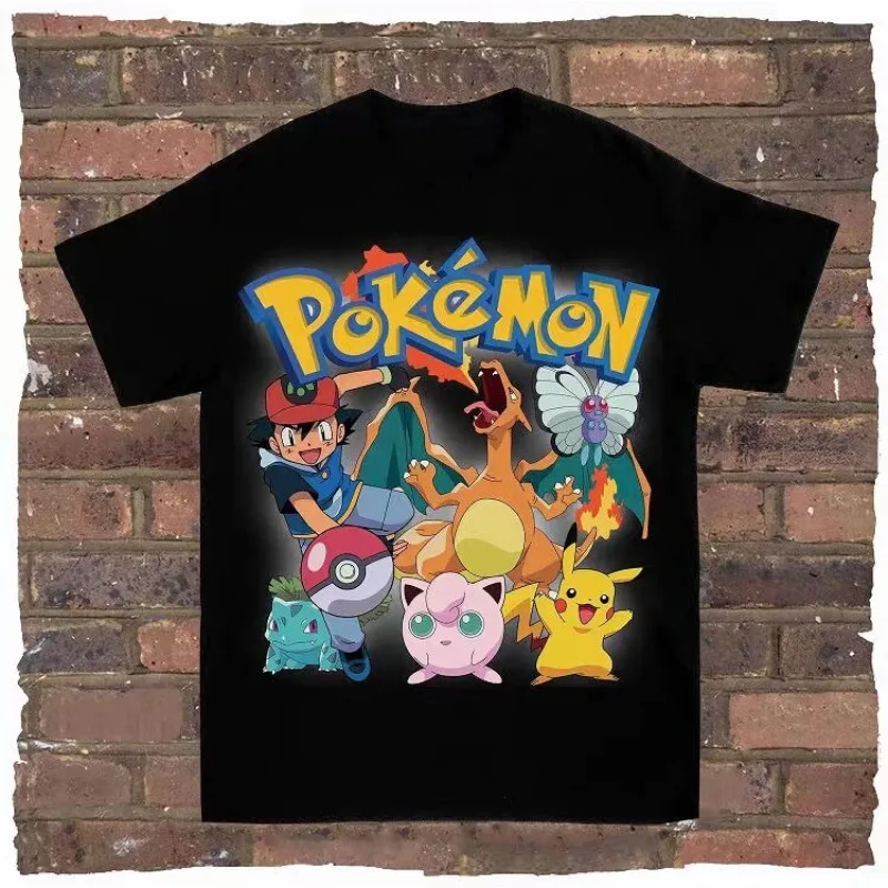 

Черная футболка с принтом в стиле аниме «Покемон», новинка лета 2025, мужская и женская американская трендовая свободная повседневная футболка большого размера с короткими рукавами