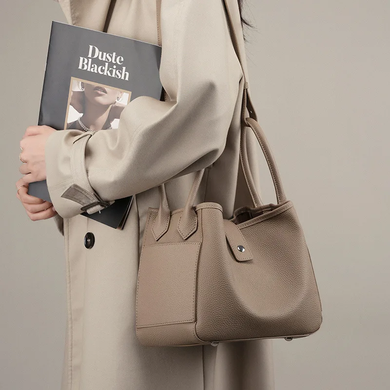 

2026 Trendy Women Versatile Office Genuine Leather Bucket Bag Female Classic Black Gray Luxury Designers Shoulder Messenger Bags