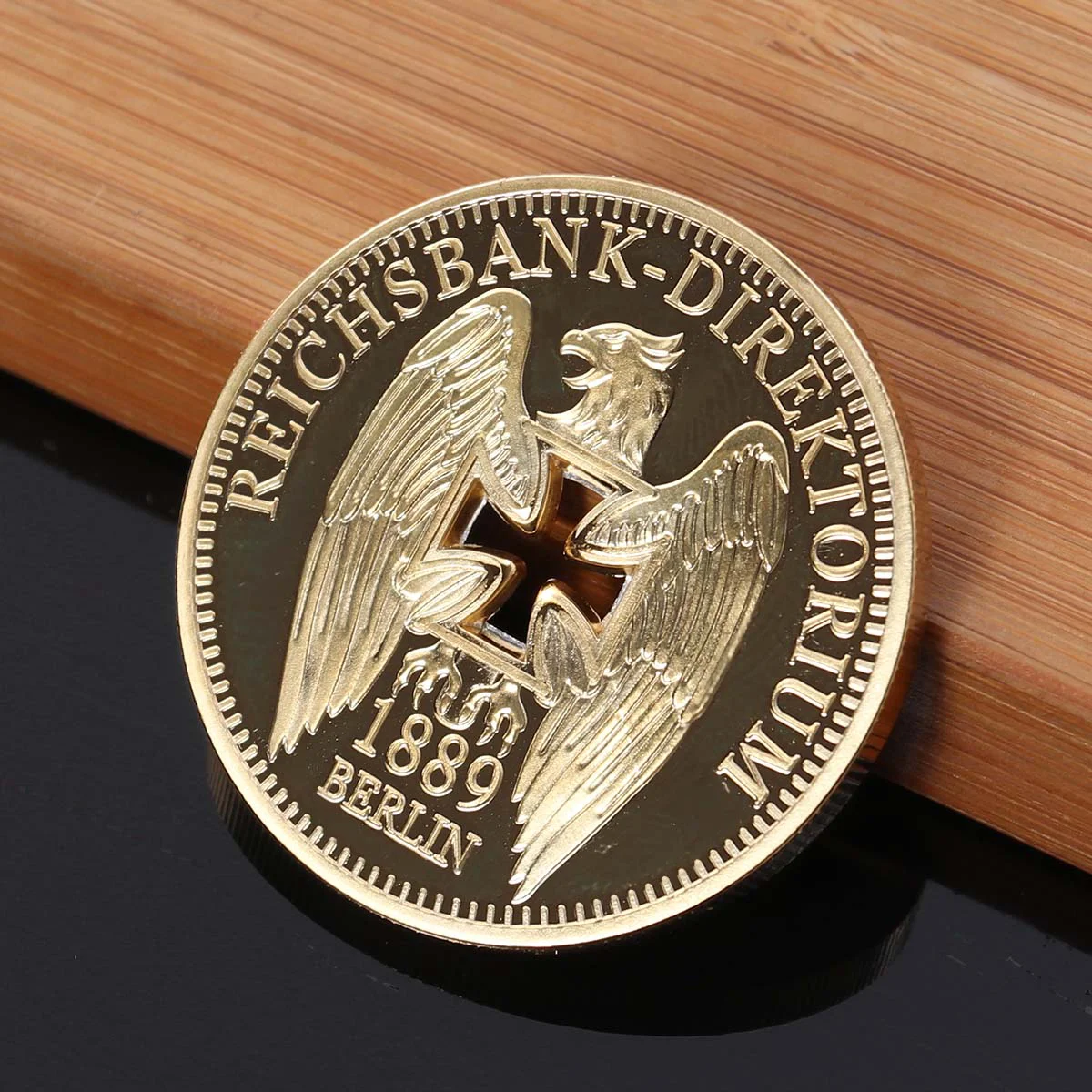 

German Imperial Bank Gold-plated Commemorative Coins Germany Cross Eagle Challenges Coin Collectibles