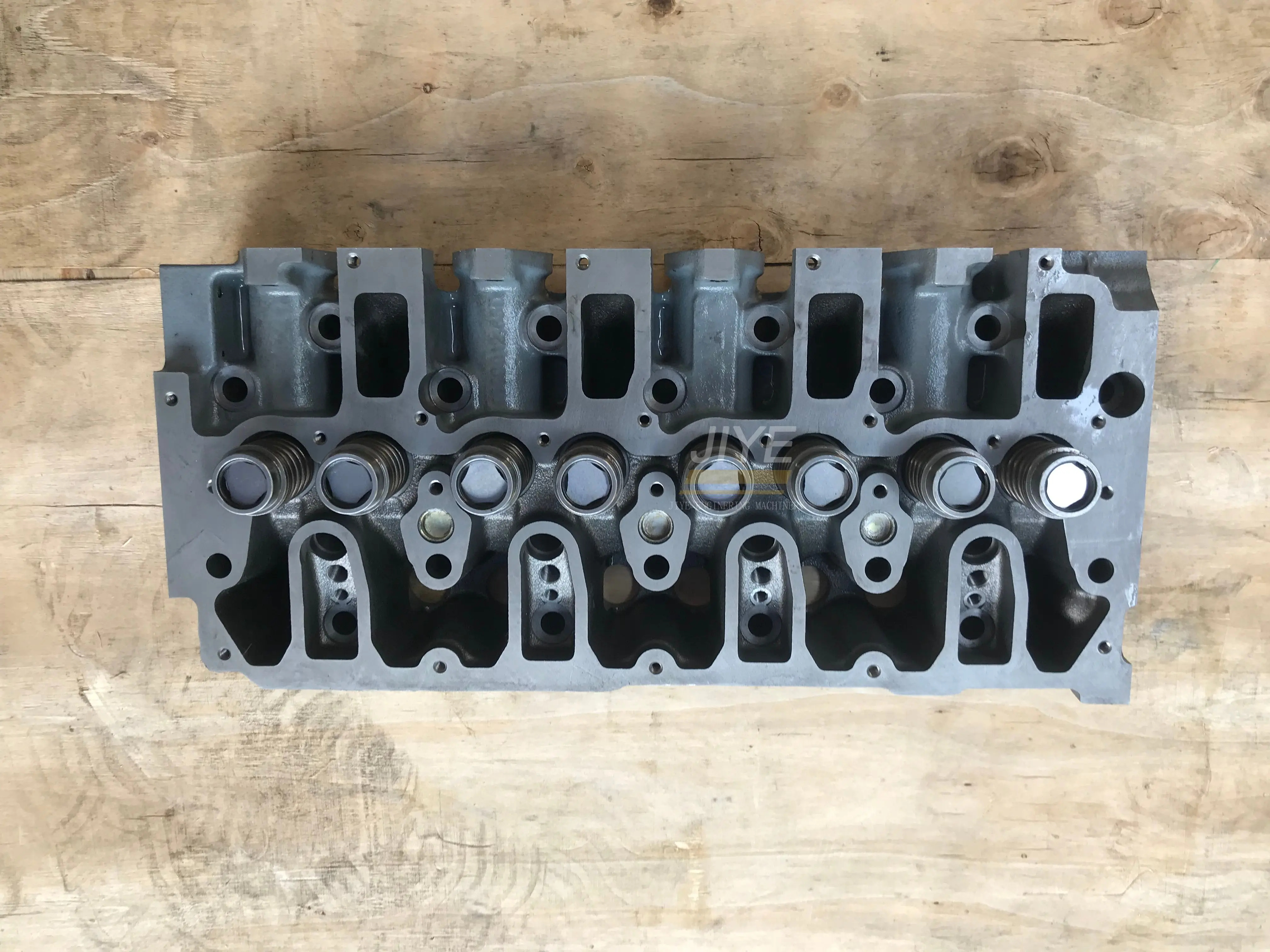 D4D Engine Cylinder Head High performance D4D Engine Parts Cylinder Head For Volvo motorcycle cylinder heads