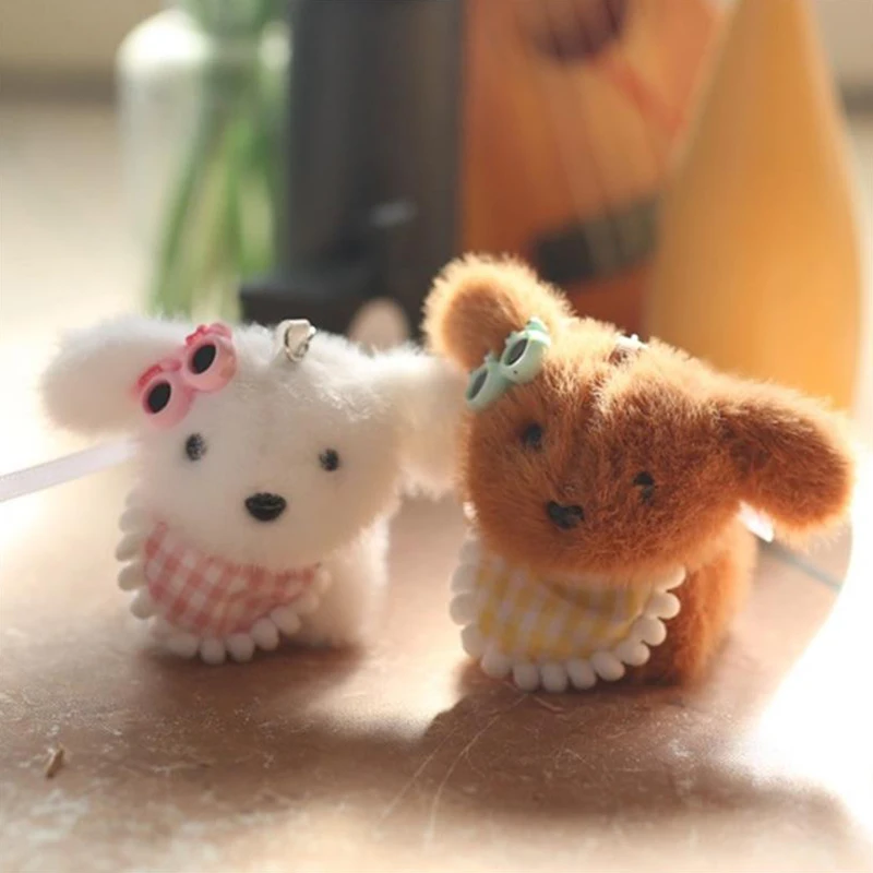 魅力的なぬいぐるみ犬人形、サングラスとスカーフ付き子犬ぬいぐるみ、バッグペンダント、キーホルダー、ギフト用の装飾品