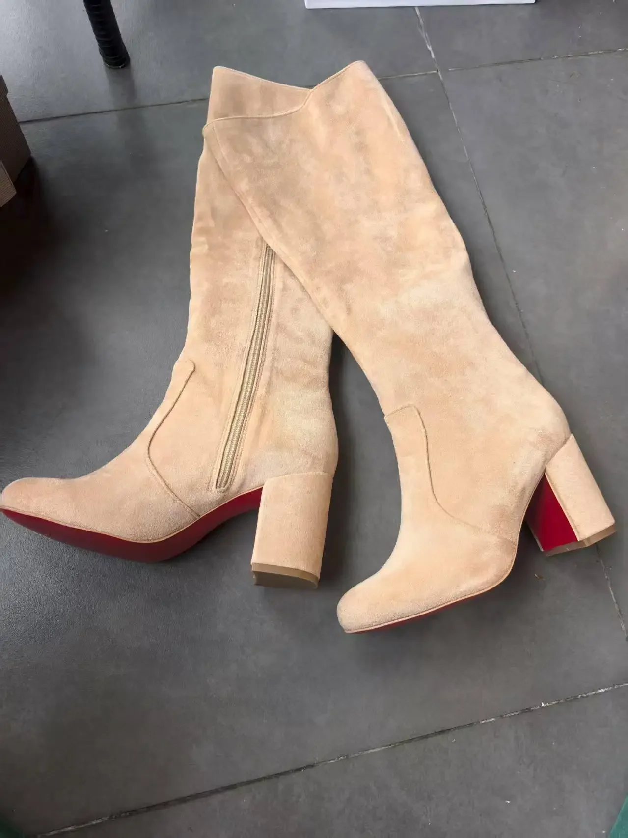 

Retro Western Cowboy Women Boots Chunky High Heels Winter New Warm Plush Leather Knee Shoes High Long Suede Boots Female Mature