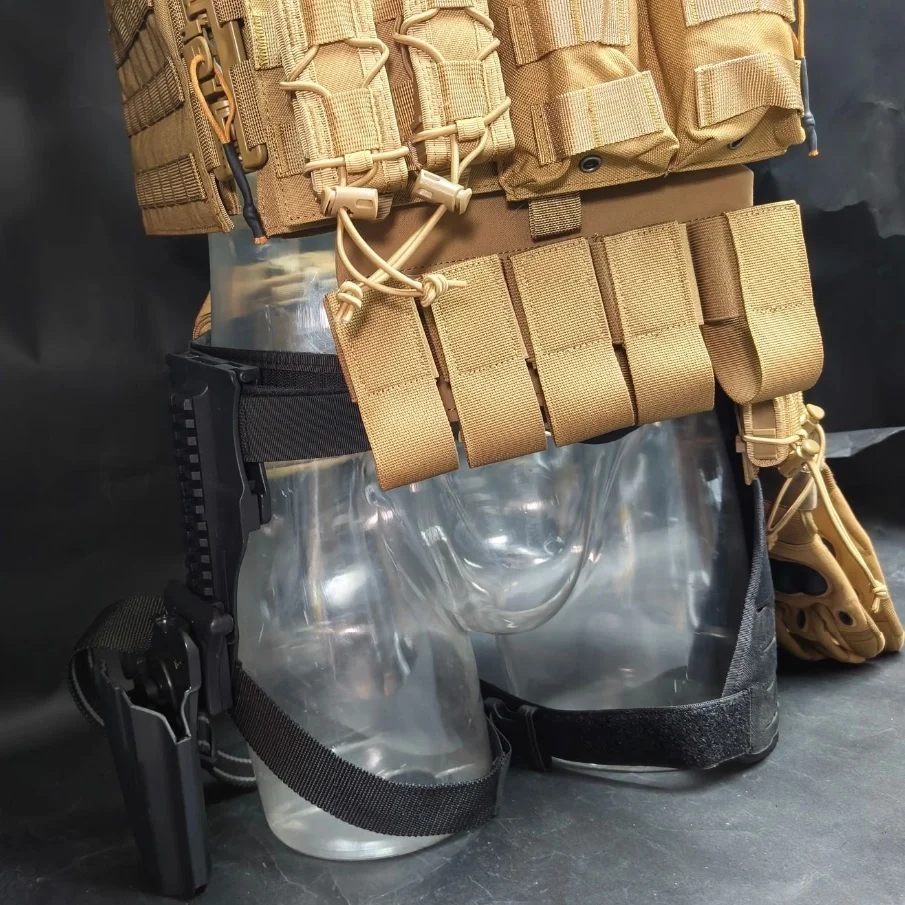 Tactical Full Set Helmet Vest Belt Cosplay Set with Headphones Phone Navigation Mount NVG Model Goggles for CS Hunting Shooting