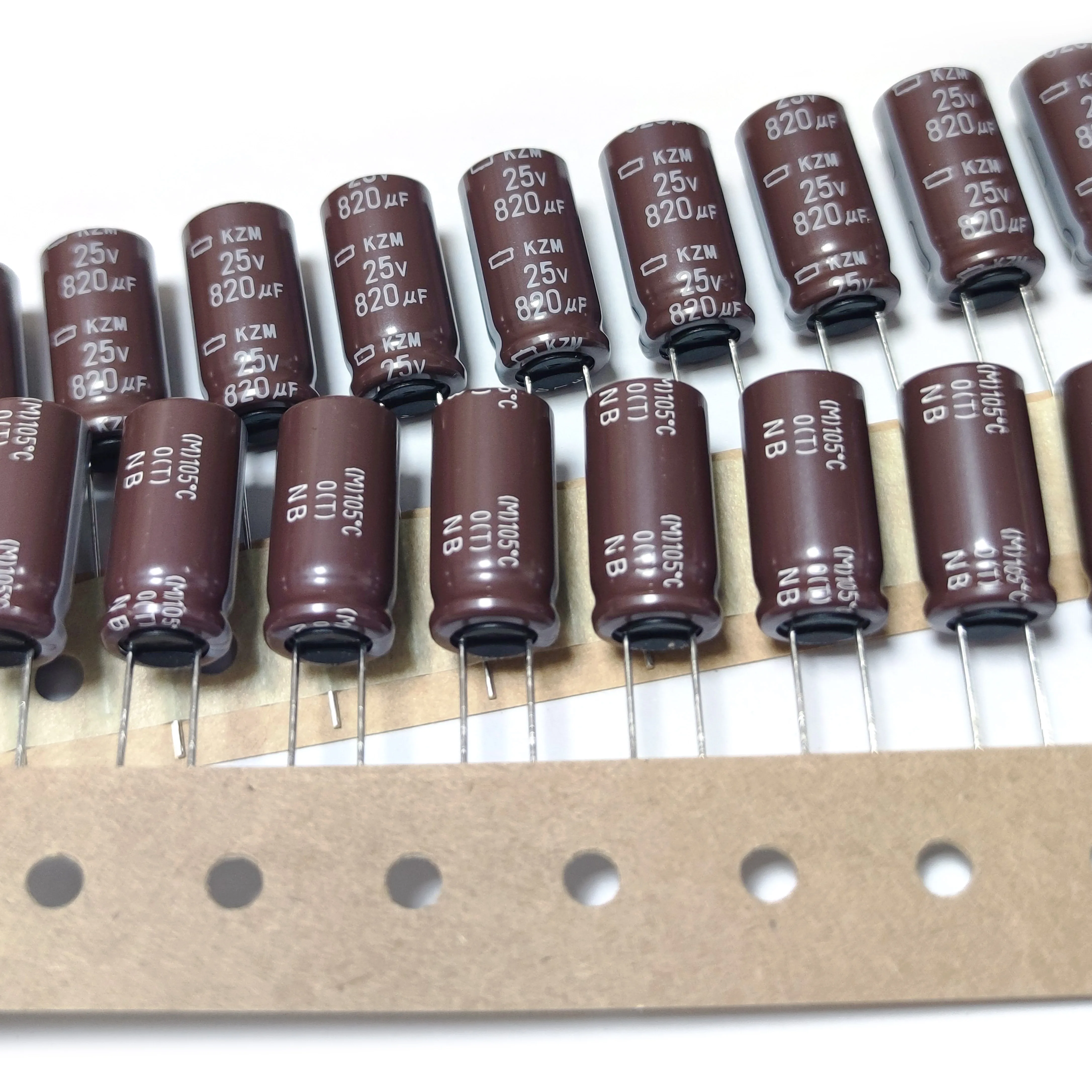 10PCS 25V820UF KZM 10X20-T NIPPON CHEML-CON Aluminum Electrolytic Capacitors High Frequency Low Resistance EKZM250ETD821MJ20S