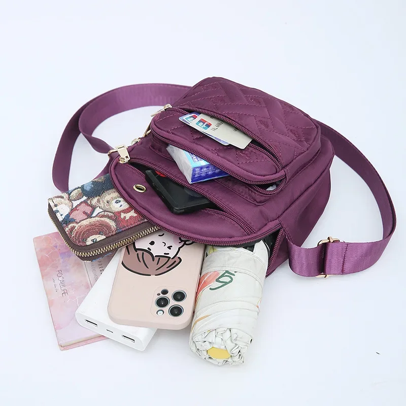 Woman Korean Style Shoulder Bags Nylon Knitting Embroidery Messenger Bags for Women Earphone Hole Crossbody Flap Sac A Main