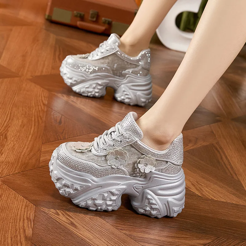 

Custom Platform Sneakers Women 10cm Thick Sole Diamond Hollow Breathable Mesh Summer Fashion Shoes