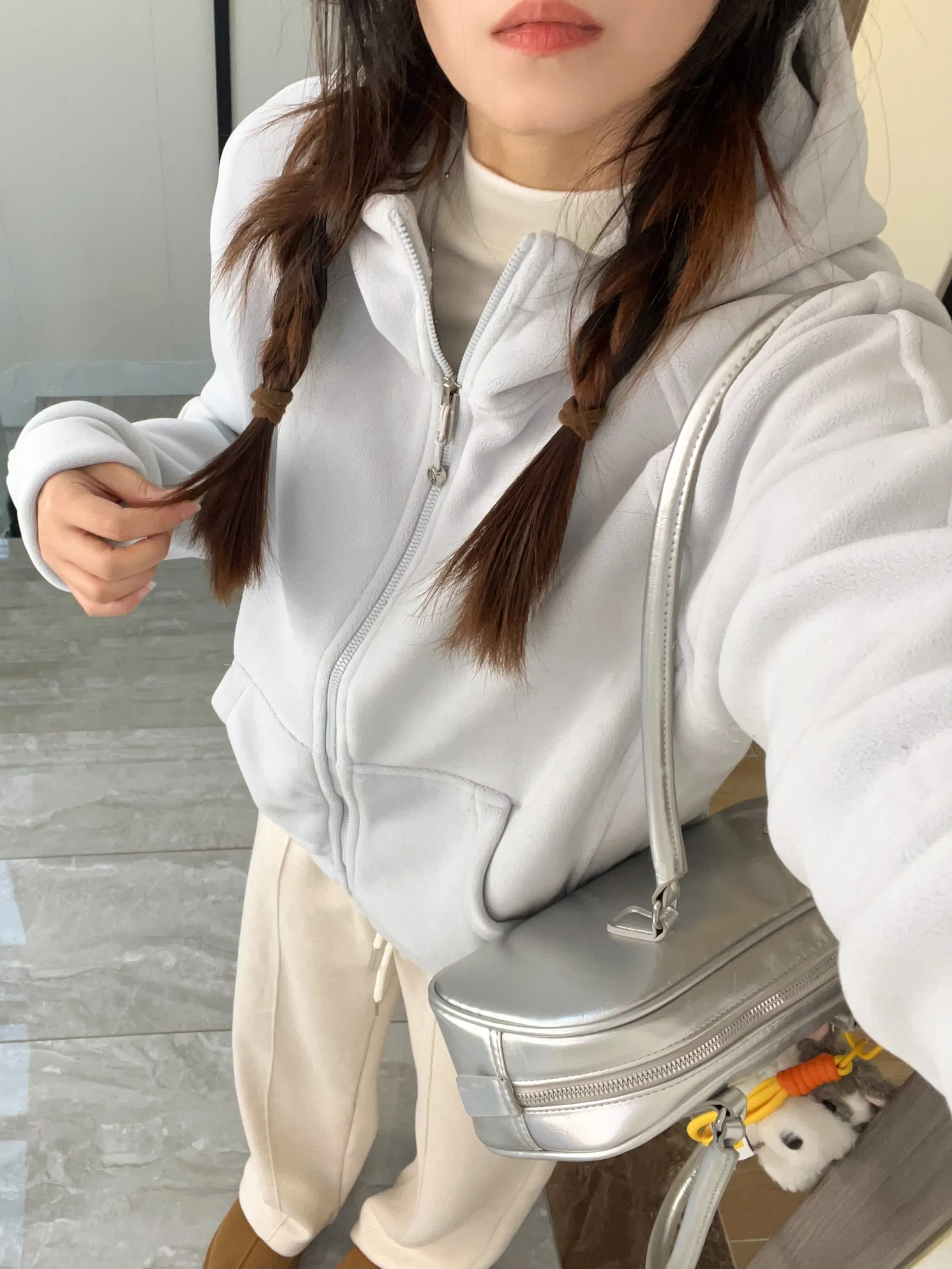 

Двусторонняя флисовая теплая куртка с капюшоном и воротником-стойкой для женщин, утепленная, в корейском стиле, свободного кроя, с длинными рукавами