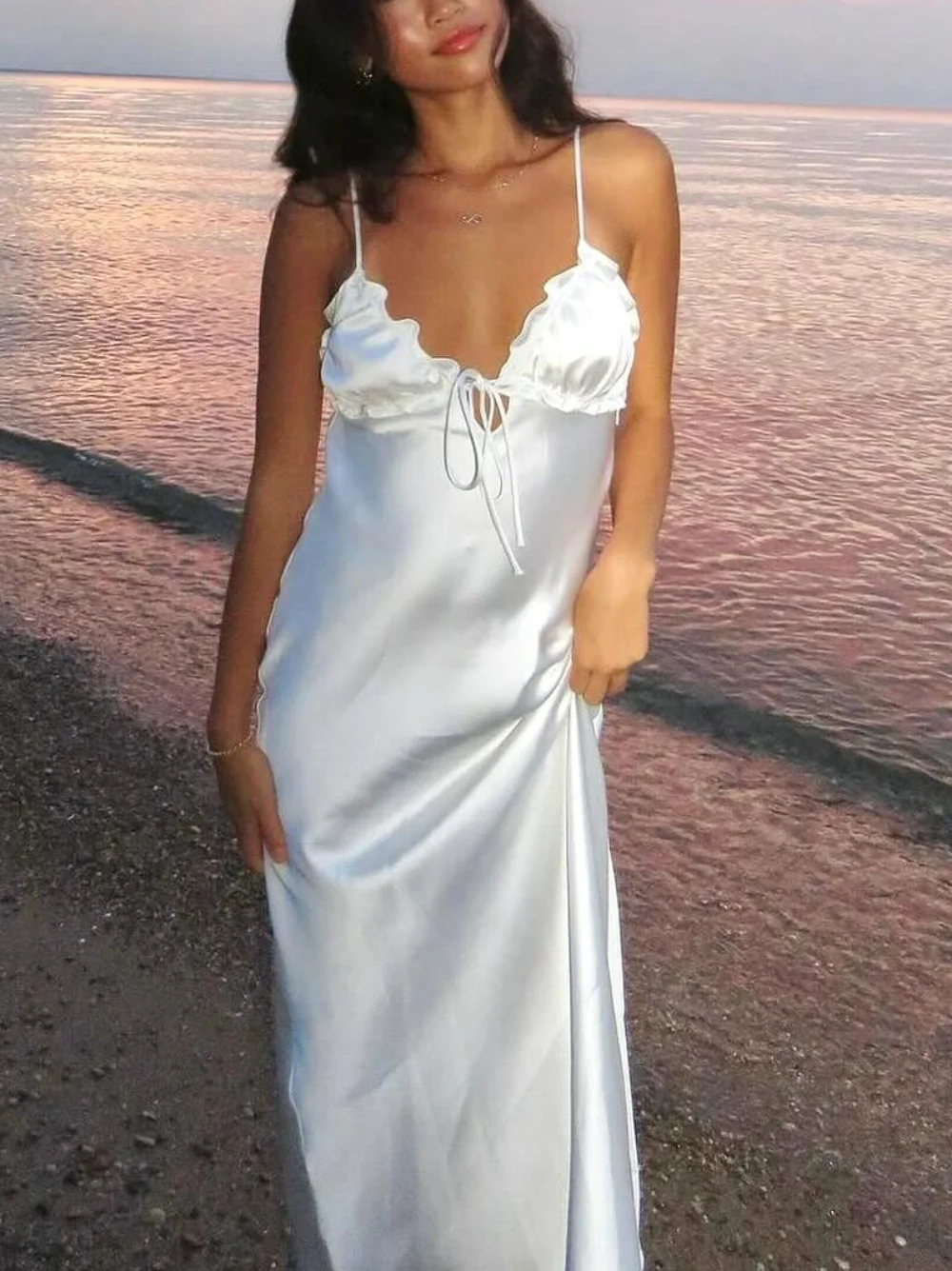 Elegante roze satijnen backless jarreteljurk voor dames, zomermode, stijlvolle vakantie, stranddatum, feestjurk