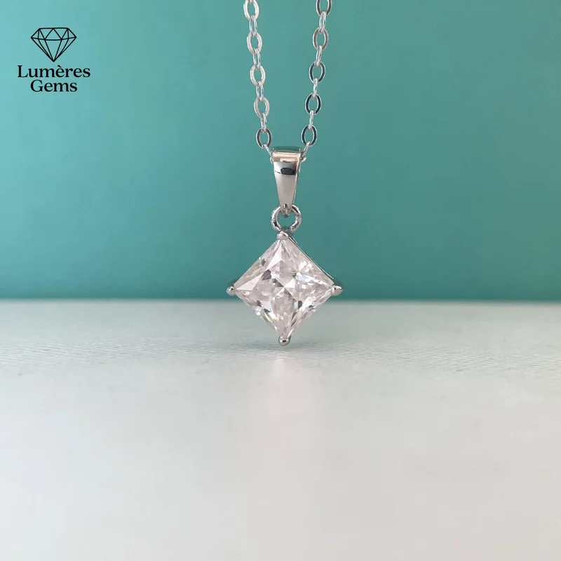 Lumière Gems Platinum PT950 Morganite Necklace for Women - Light Luxury, Unique Square Diamond, High-Class Pendant