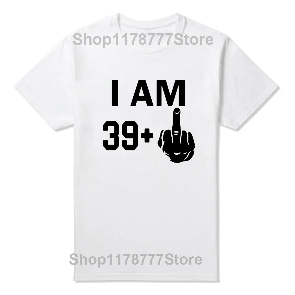 Men's T-Shirt I Am 39 Middle Finger 40th Cool Funny Birthday Gifts Idea T Shirt for Man Husband Daddy Father's Day Present