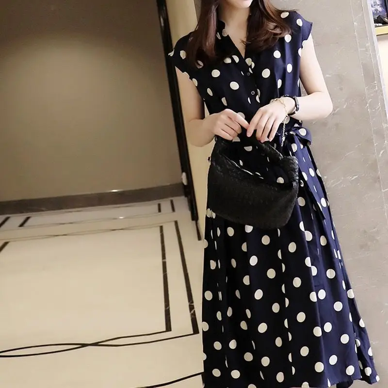 

Plus Size Women Polka Dot Shirt Dress, Summer V-neck Button A-line Midi Dress, Sleeveless Dress For 100kg