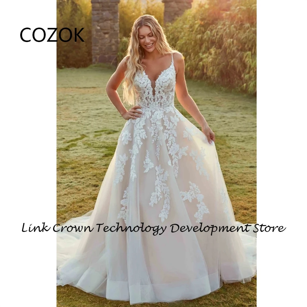 Spaghetti Straps Champagne Wedding Dresses with Lace 2026 Summer Sleeveless Bridal Gowns New Sleeveless Vestidos De Novia