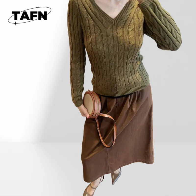 Colorful Pattern Knit Sweater for Women, Unique & Fun Design for Winter Cashmere Sweater Elegant and Comfortable AH2206