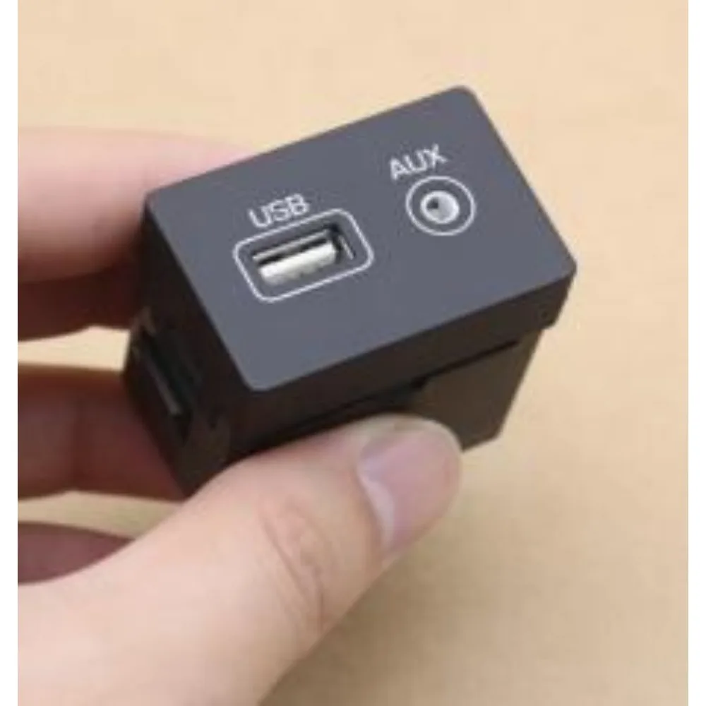 

Новая автомобильная USB-розетка и аудиоразъем AUX (1 шт.) для KIA K3 и Hyundai Elantra Mistra