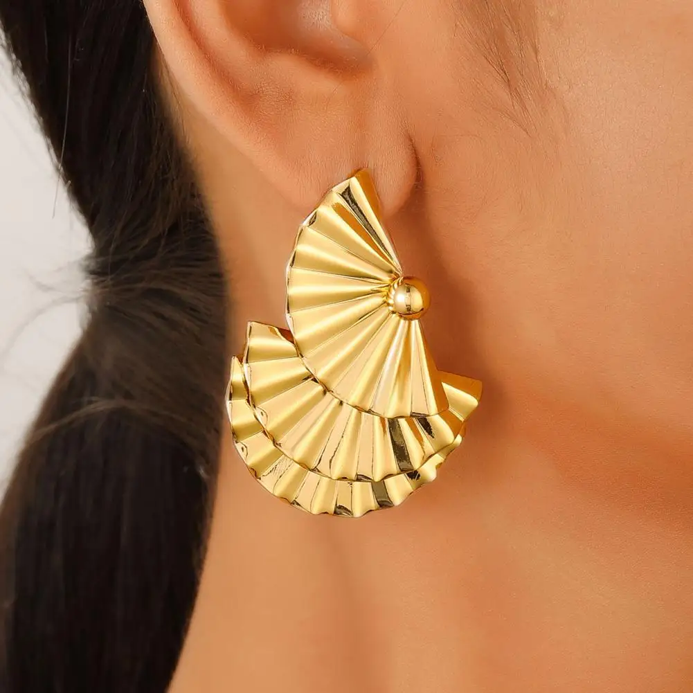 Lightweight Earrings Exaggerated Layered Fan Shape Women's Earrings in Solid Color for Club Party Performance Celebrity Style