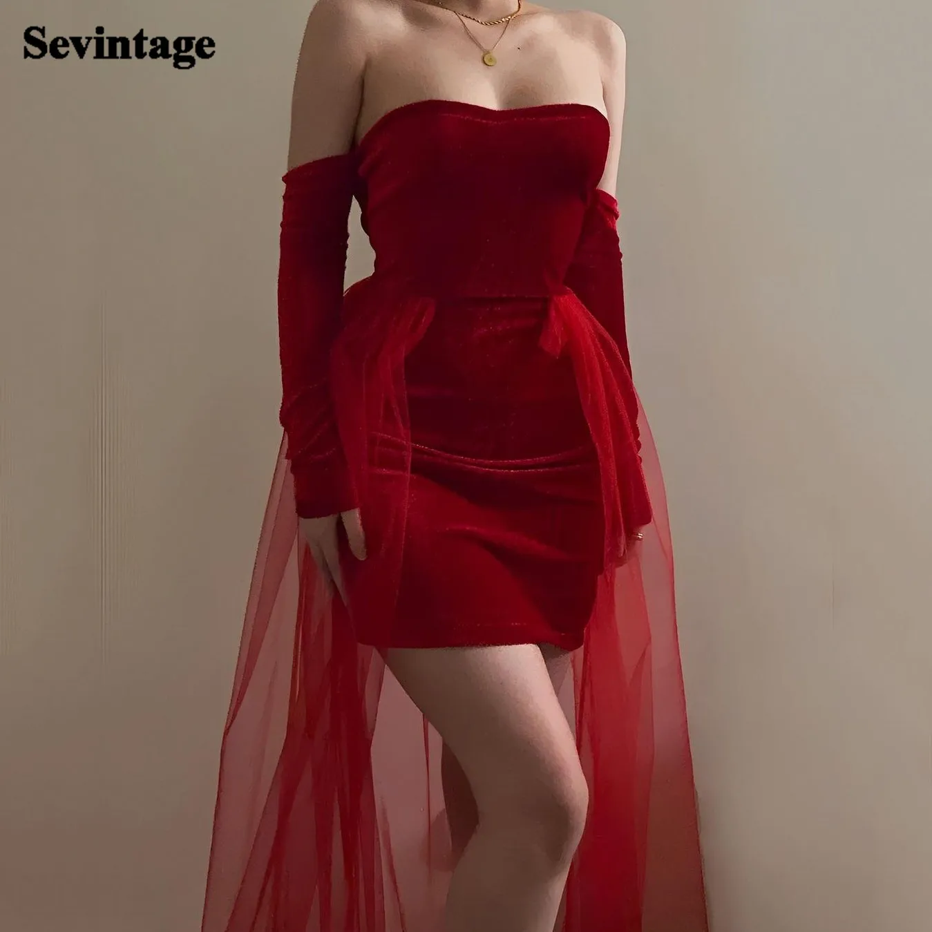 

Sevintage Burgundy Mini Velvet Tulle Prom Dresses Sheath Long Sleeves Off The Shoulder Evening Gowns Formal Women Party Dress