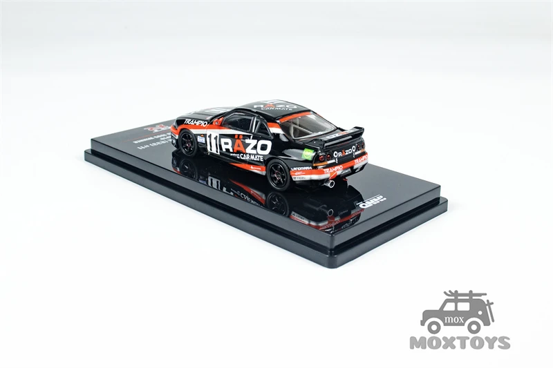 إينو 1:64 سكاي لاين GT-R R33 # 11 رازو ترامبيو أسود # 11 نموذج سيارة دييكاست