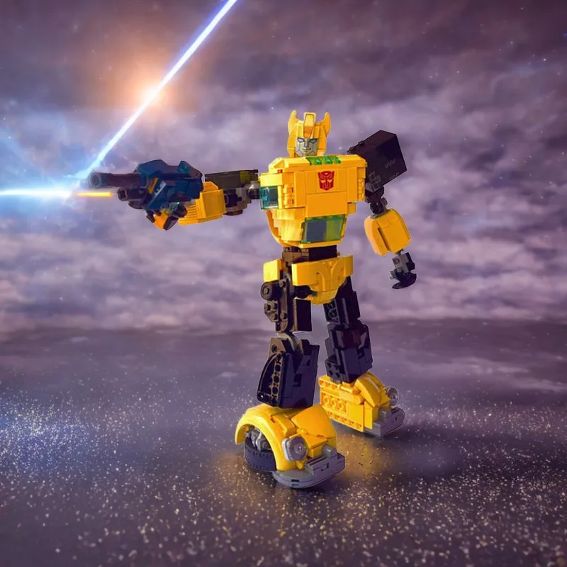 

698PCS MOC Trans f0rmers Bumblebee G1 Robot Famous film Diy Model Building Blocks Creative Educational Toys Kid Gift