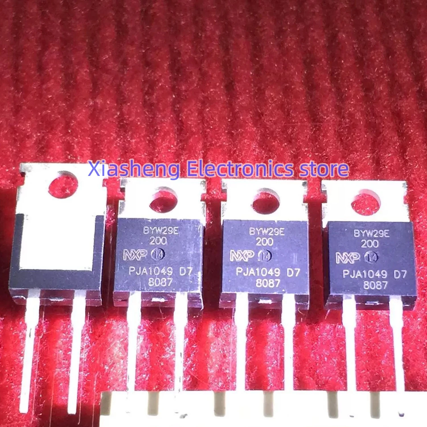 

New Original 10Pcs BYW29E-200 TO-220 Transistor In Stock Good Quality