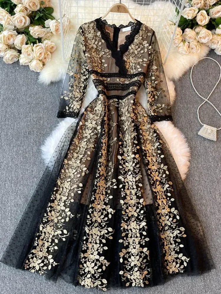 New Fashion Ladies Embroidered Flower Dress Women V Neck Half Sleeve Elegant Vintage Dot Mesh Patchwork Lace Long Vestidos