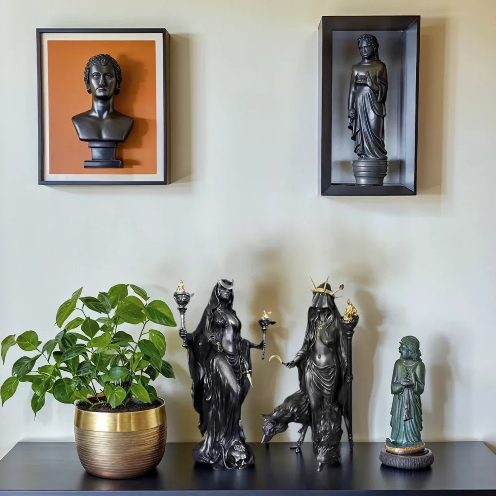 تمثال هيكاتي نيكتيبولوس، ساحرة الليل، تمثال هيكاتي فوسفوروس لايت برينجر أو نجمة الصباح