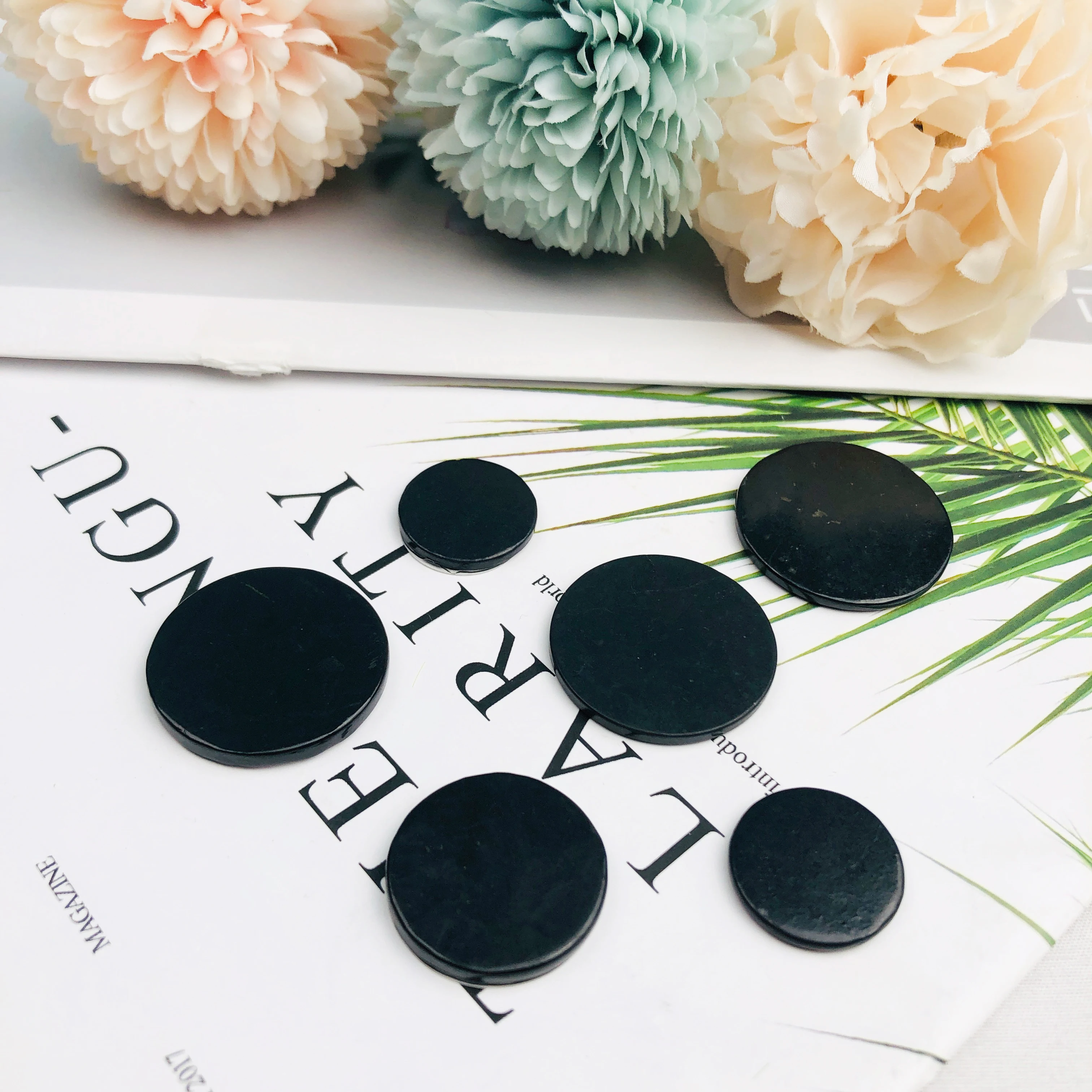 20/25/30mm Shungite Mobile Phone Plates Natural Stone Raw Gemstone Anti-radiation Stickers EMF EMP TV 5G Radiation Blocker