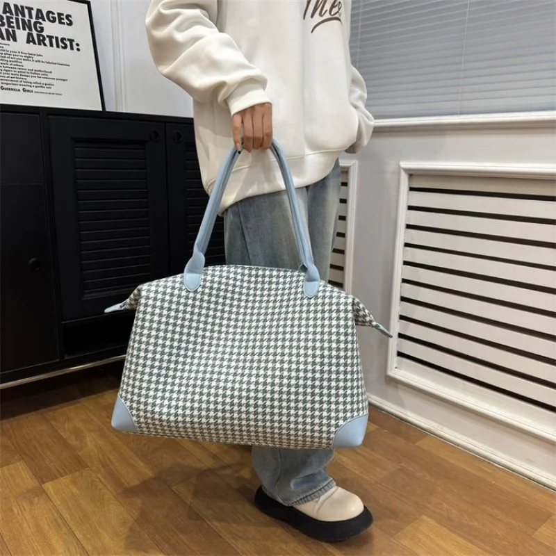 

Минималистичный простой стильный мини-клатч с буквенным логотипом для женщин, повседневный, модный, для повседневного использования