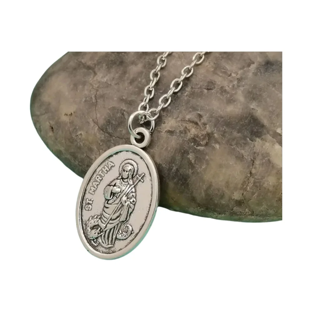 1Pc ST MARTHA / Prayer Hand Pendant Necklace, Men Women Amulets, Religious Jewelry A-249d