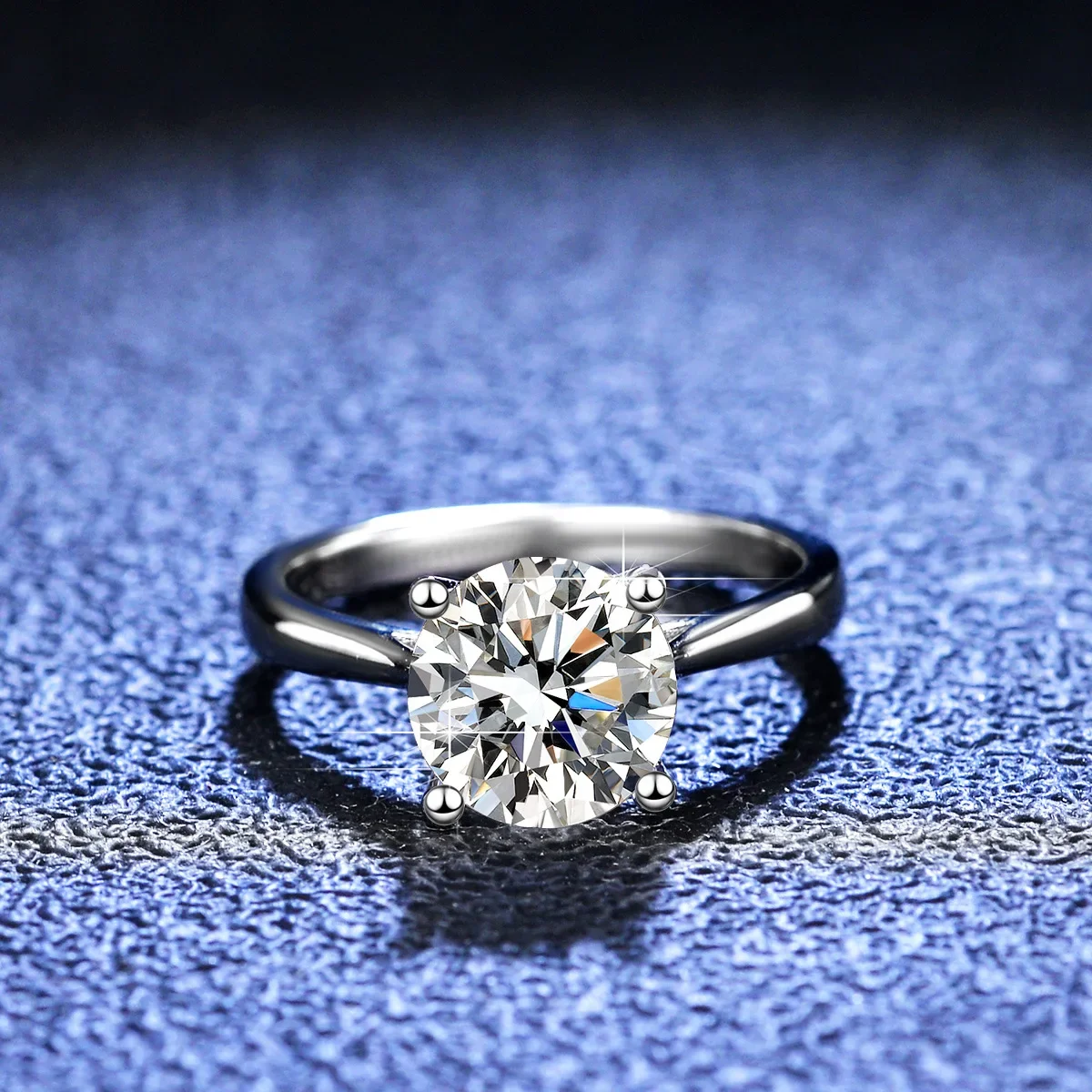 18K gold inlaid classic four claw ring, 2-carat PT950 platinum moissanite diamond ring, pigeon egg fashionable and simple ring