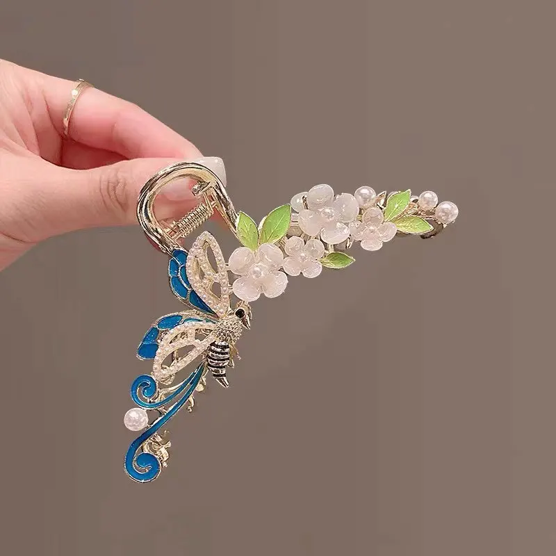 The New Butterfly Pearl Temperament Girl Large Grab Clip copricapo Back of The Head Shark Clip moda donna accessori per capelli