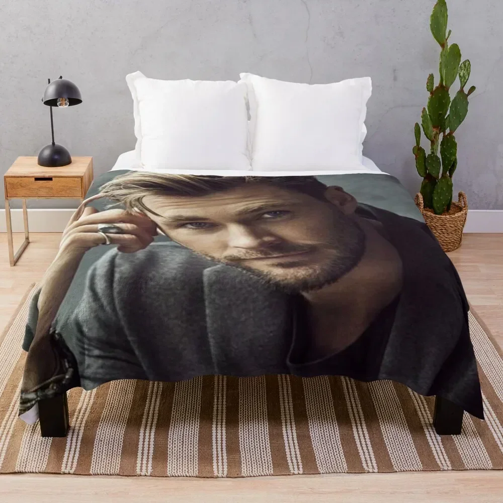 

Chris Hemsworth Throw Blanket Lightweight Cozy Blanket for Bed Sofa