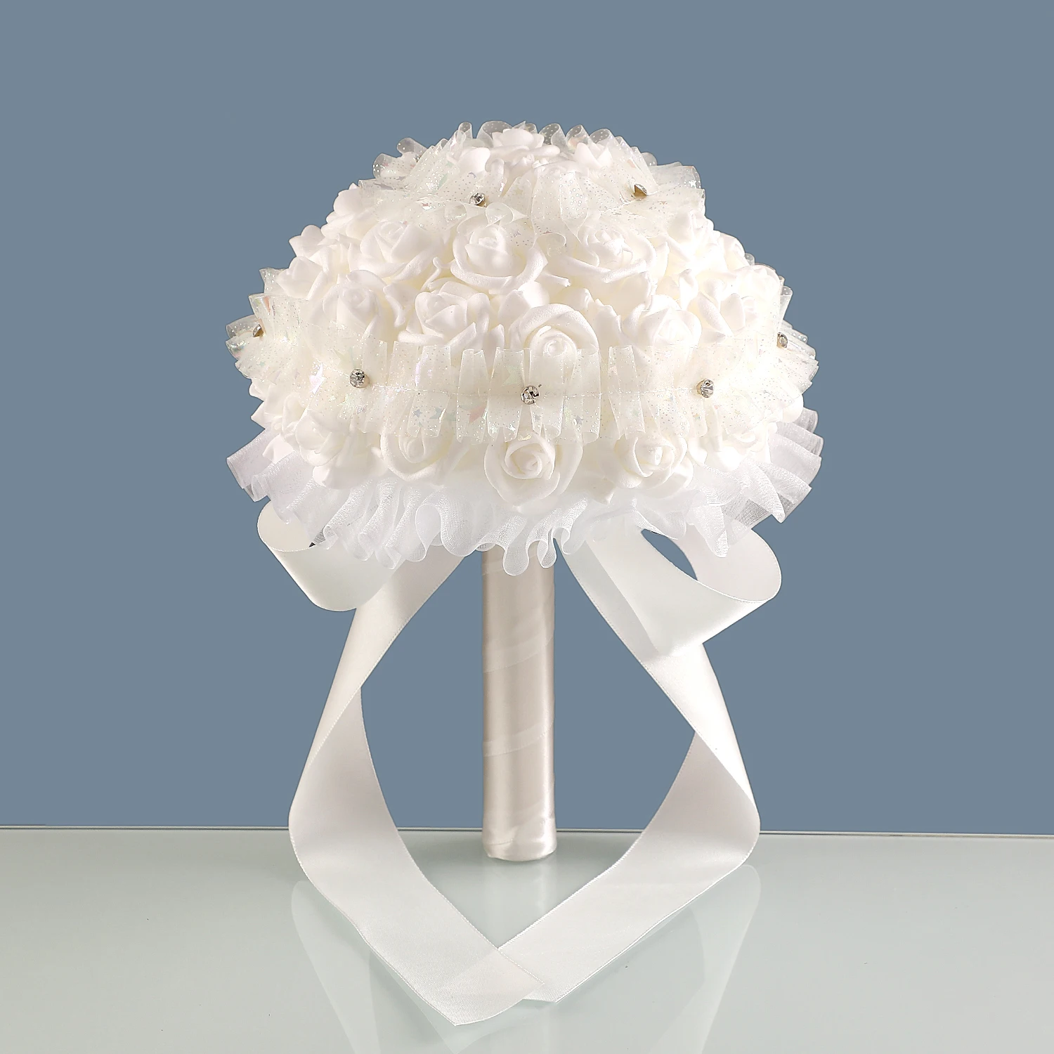 

Seasonal romantic garden wedding bouquets and artificial flower decorative bouquets for family gardens