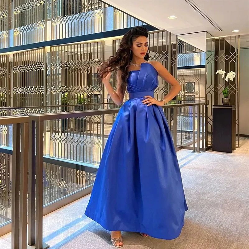 

Sexy Long Blue Scalloped Satin Prom Dresses A-Line Sleeveless Formal Evening Dresses Floor Length Vestido de baile for Women