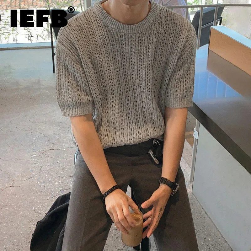 

IEFB Hollow Out Knitting T-shirt Summer Loose Round Neck Short Sleeve Male Top Korean Style New Fashion Men Wear Trend 9C5641