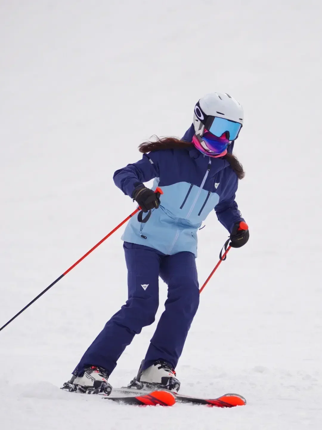 Preço de atacado Esquis e snowboard de montanha alpina com núcleo de madeira importado