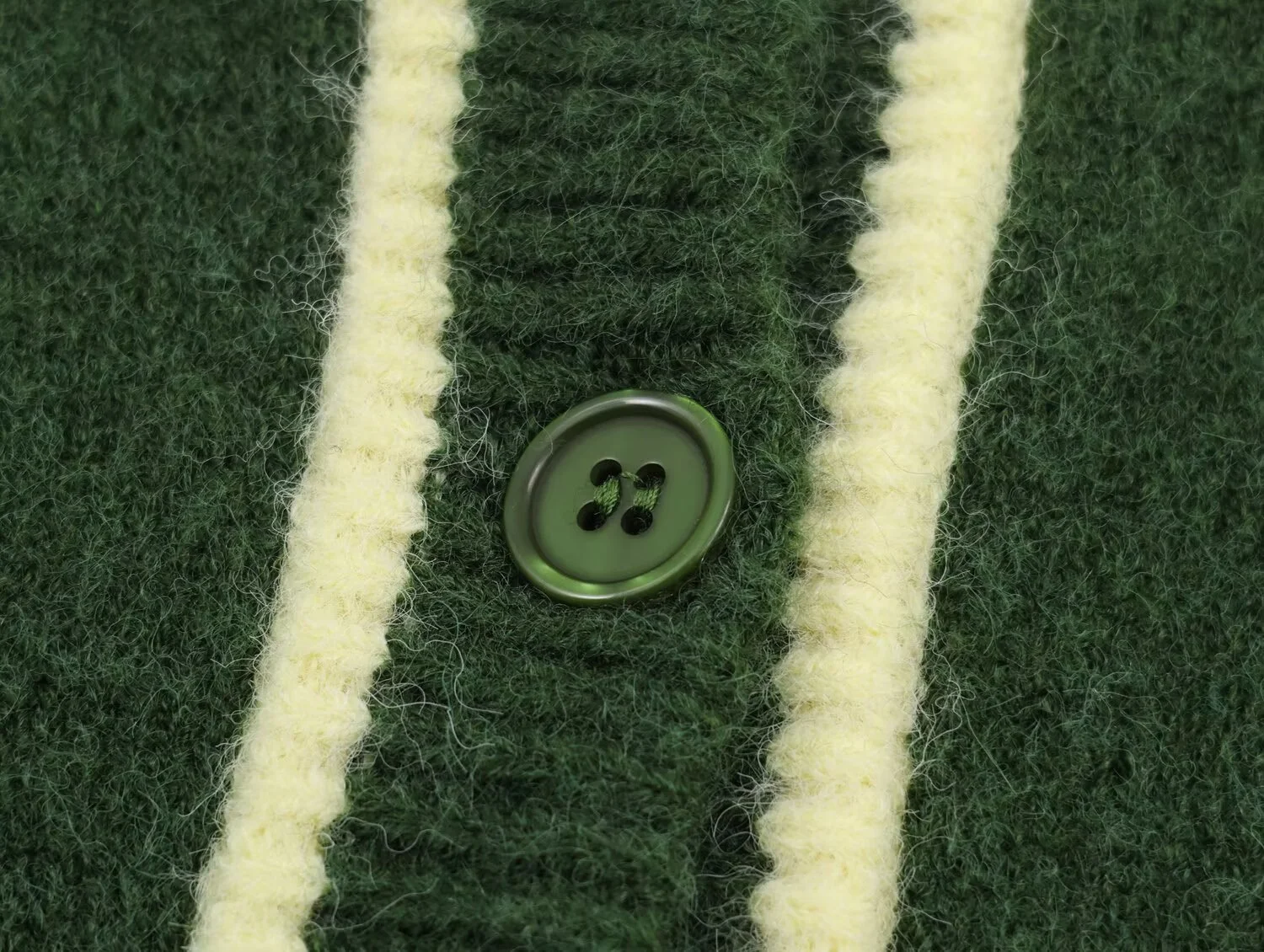 2025 Winter New Women's Casual Fashion Sweet Loose Round Neck Long Sleeve Color Block Trim Knitted Cardigan Sweater